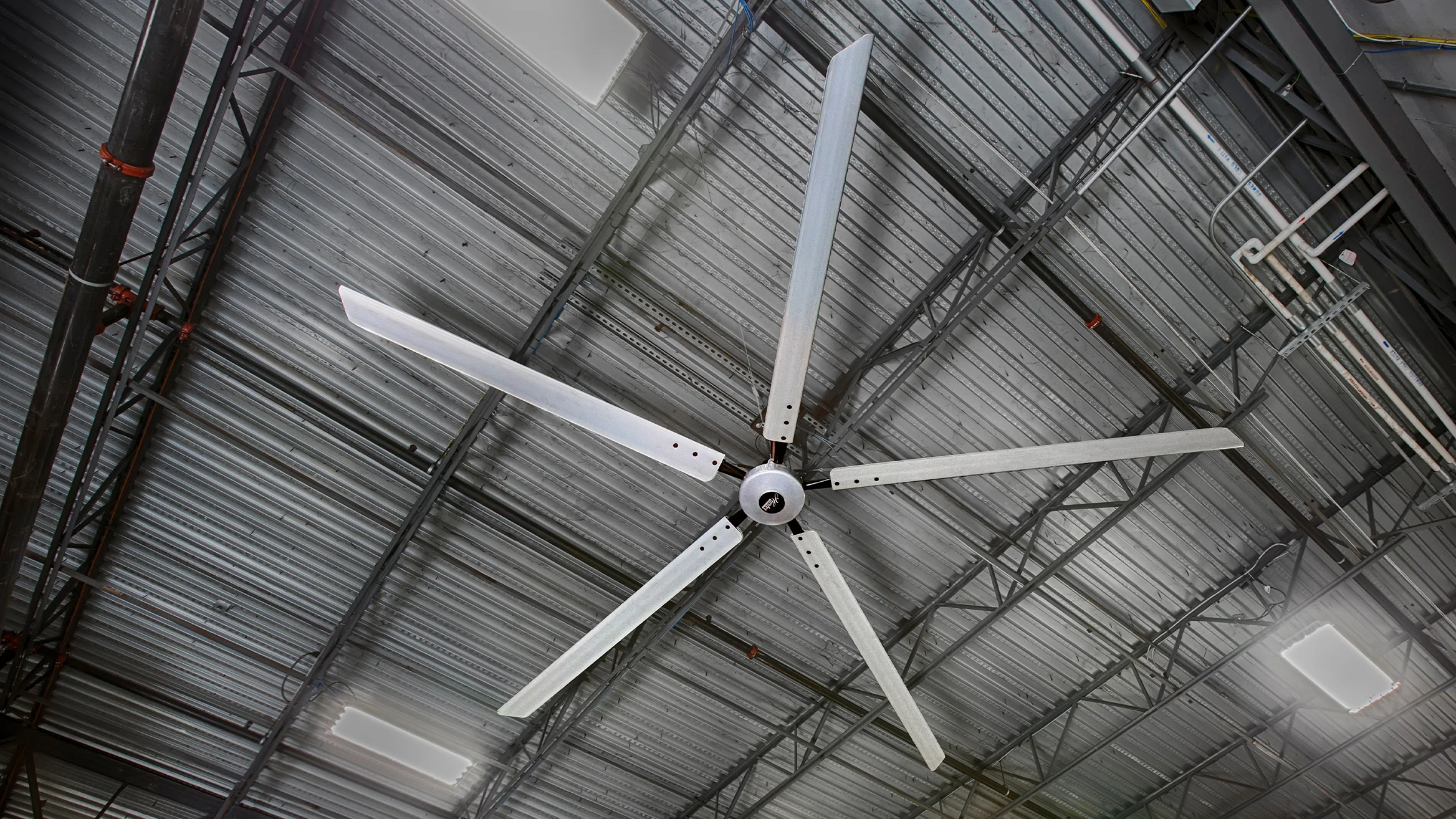 Huner Fan- Commercial/Industrial